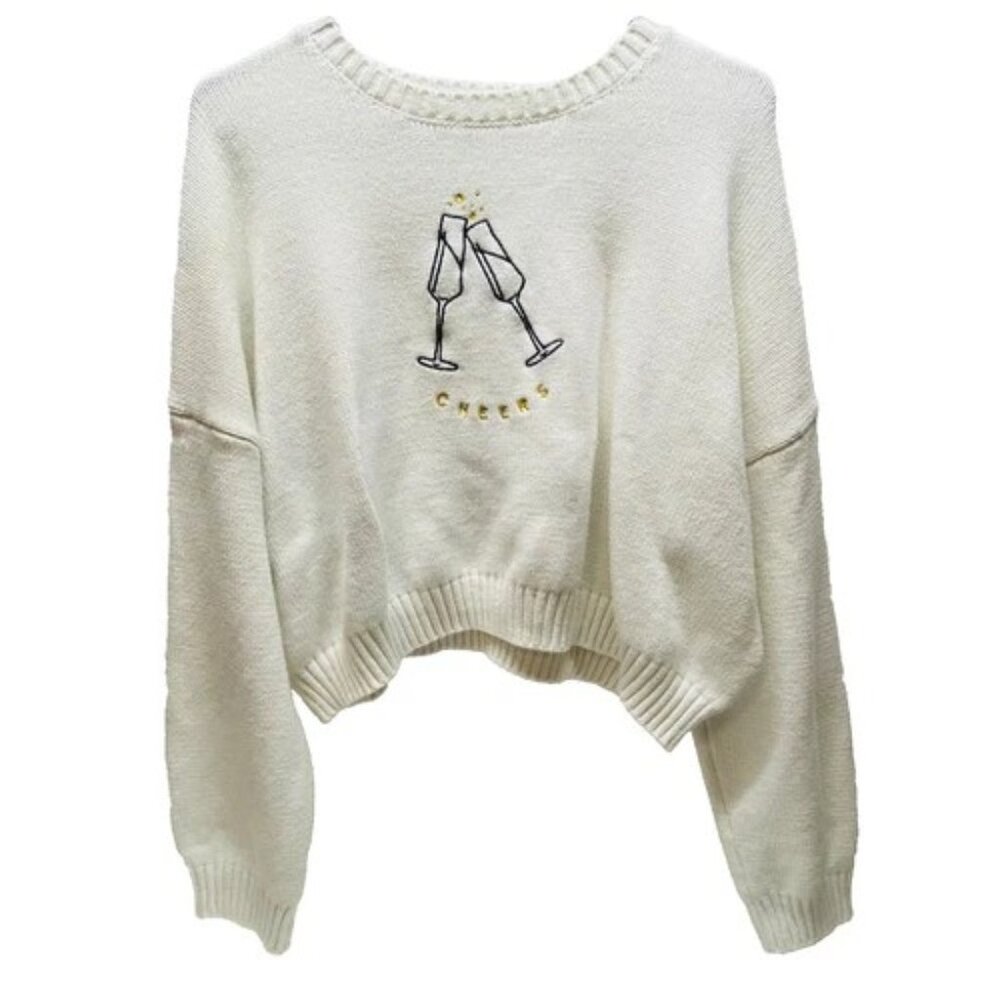 Moon & Madison Sweater Women’s Med. White Crop Slouchy Embroider Cheers Logo Top